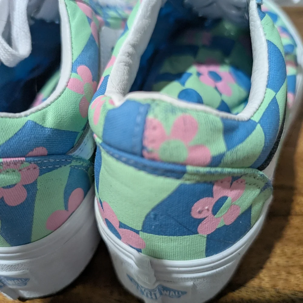 Vans Kids Blue and‎ Pink Checkered Sneakers Womens 8.5 Mens7